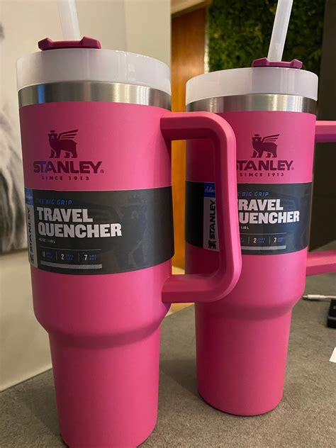 stanley cups with handle pink